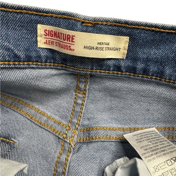 Levis High Waisted Straight Jean Womens Size 28 - Picture 3 of 5